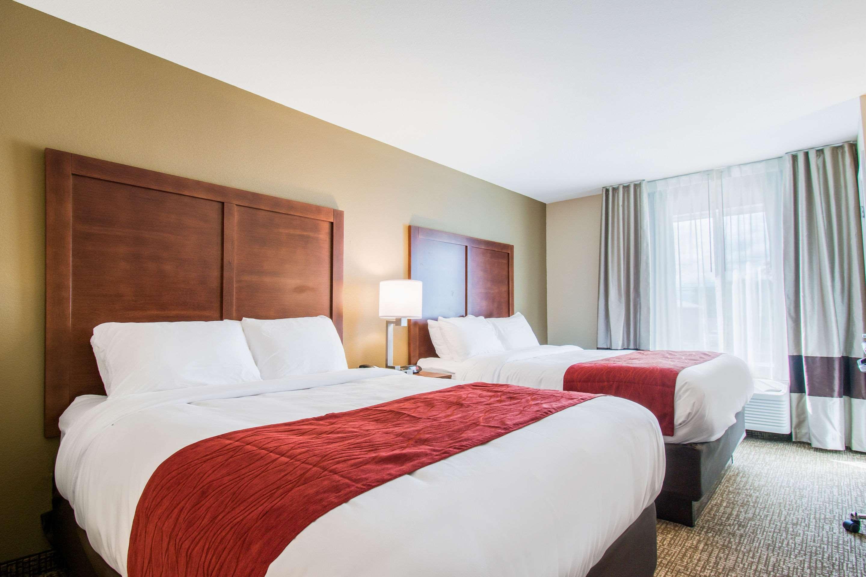 Comfort Inn & Suites Harrisburg - Hershey West Eksteriør bilde
