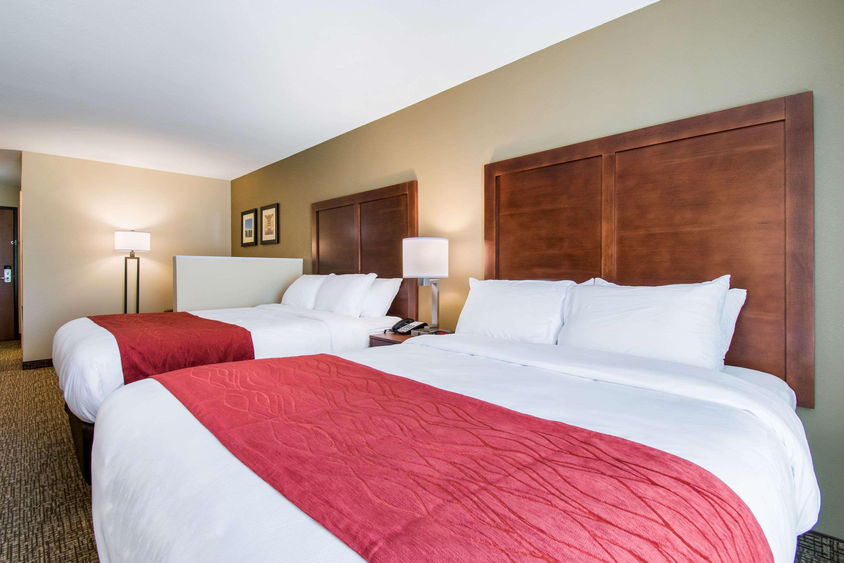 Comfort Inn & Suites Harrisburg - Hershey West Eksteriør bilde