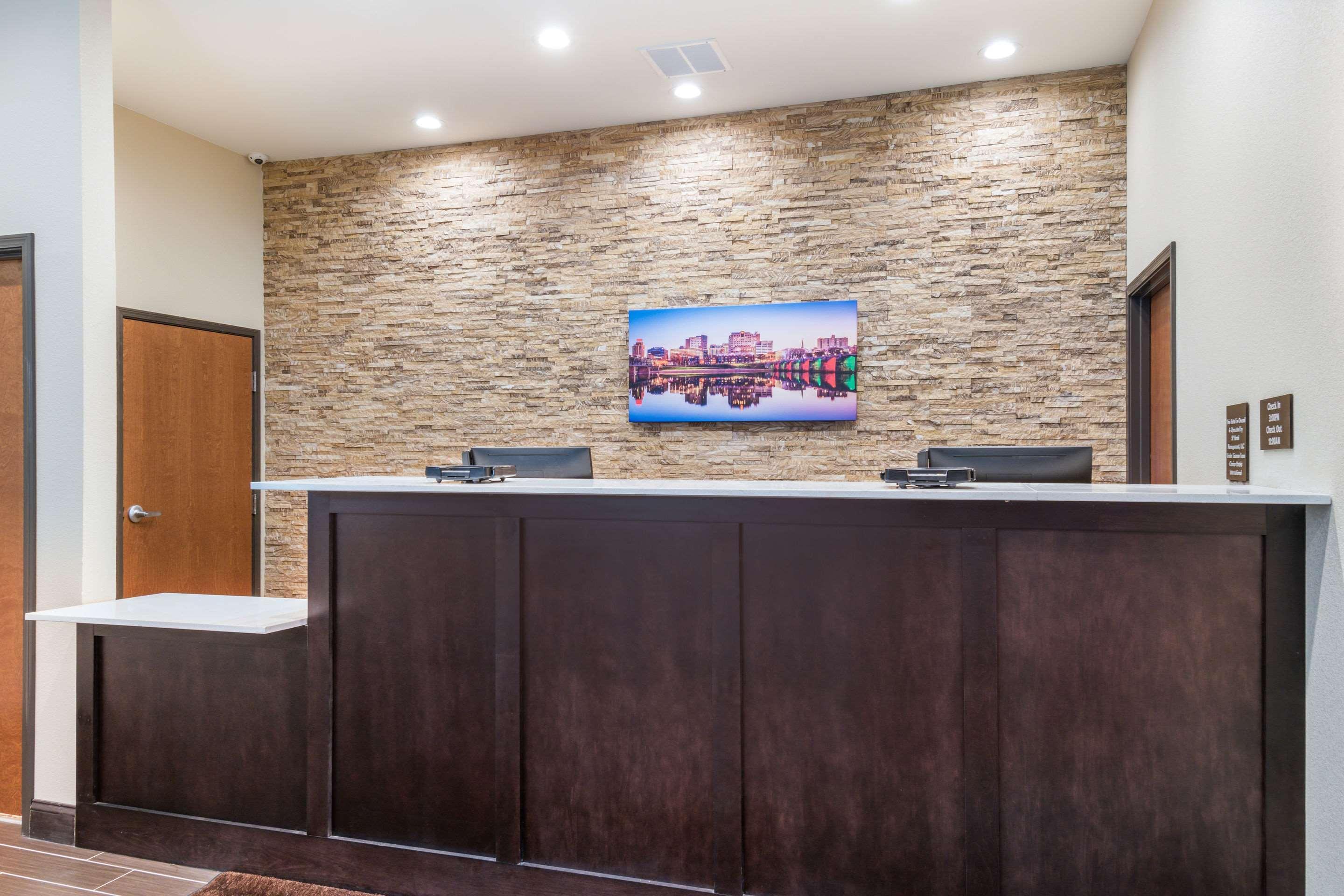 Comfort Inn & Suites Harrisburg - Hershey West Eksteriør bilde